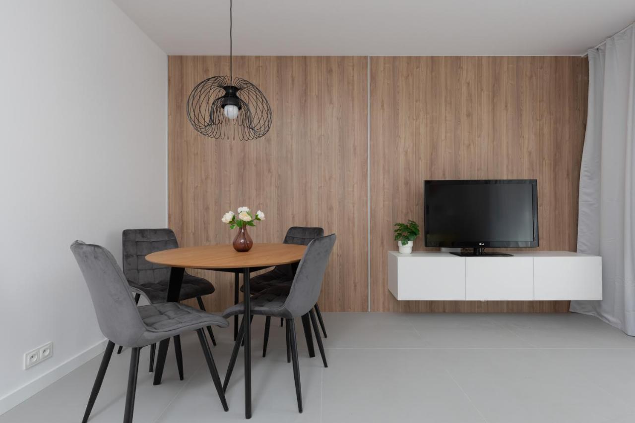 Nowe Bemowo Apartment By Renters Warszawa Exteriör bild