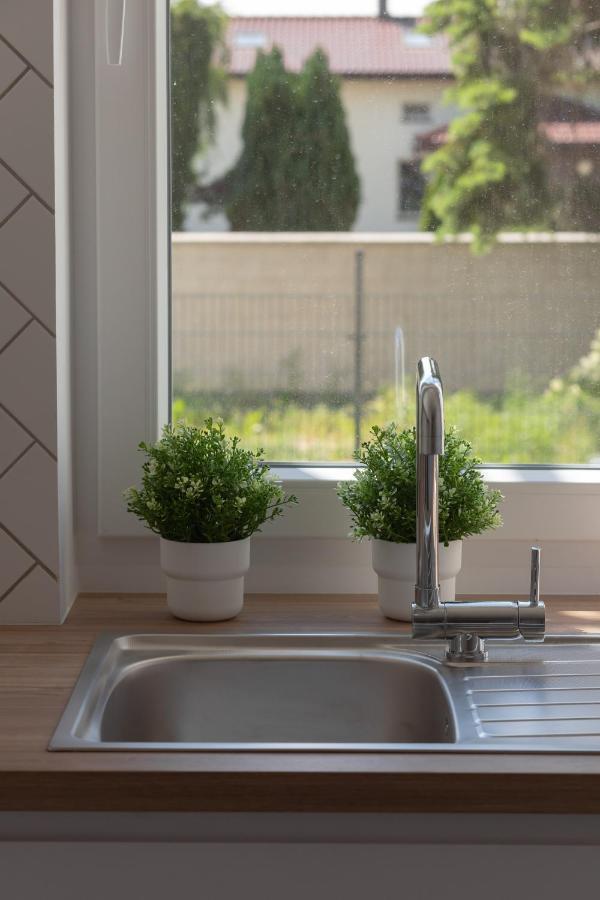 Nowe Bemowo Apartment By Renters Warszawa Exteriör bild
